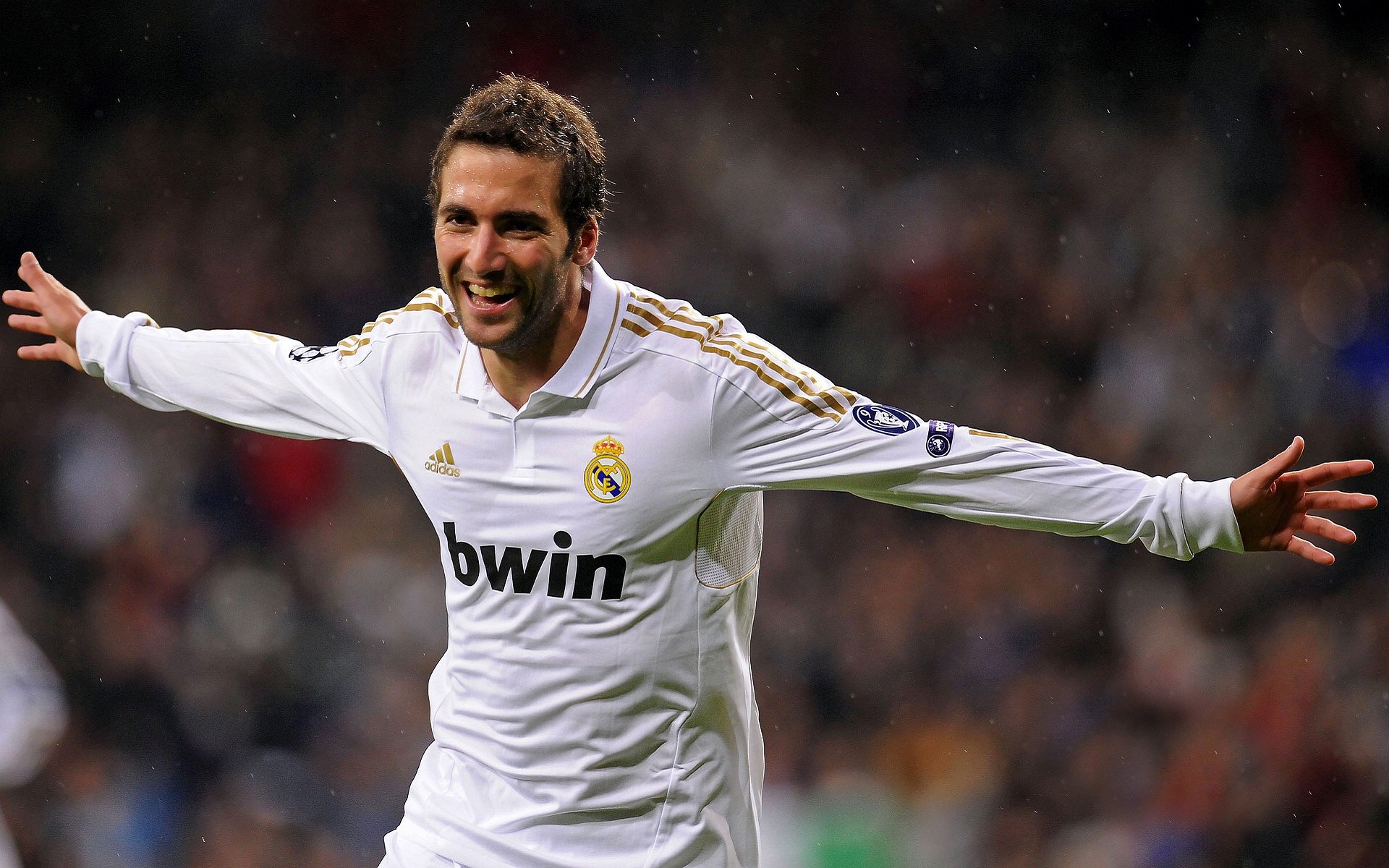 “未来中国足球领军计划启动，培养世界级足球人才”，中国规划足球员